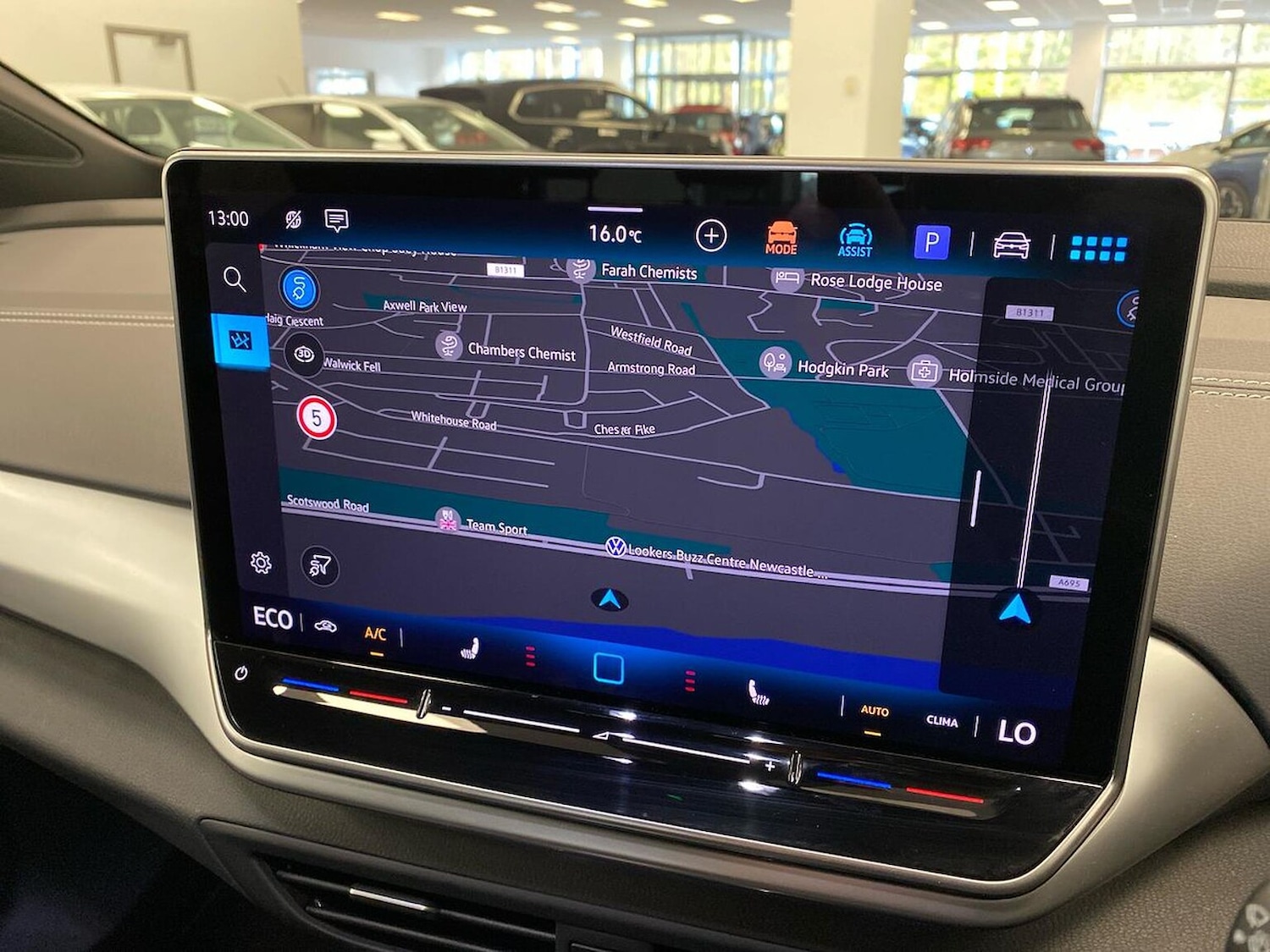 Used Volkswagen ID.4 2024 for sale - 76559808: Photo 24