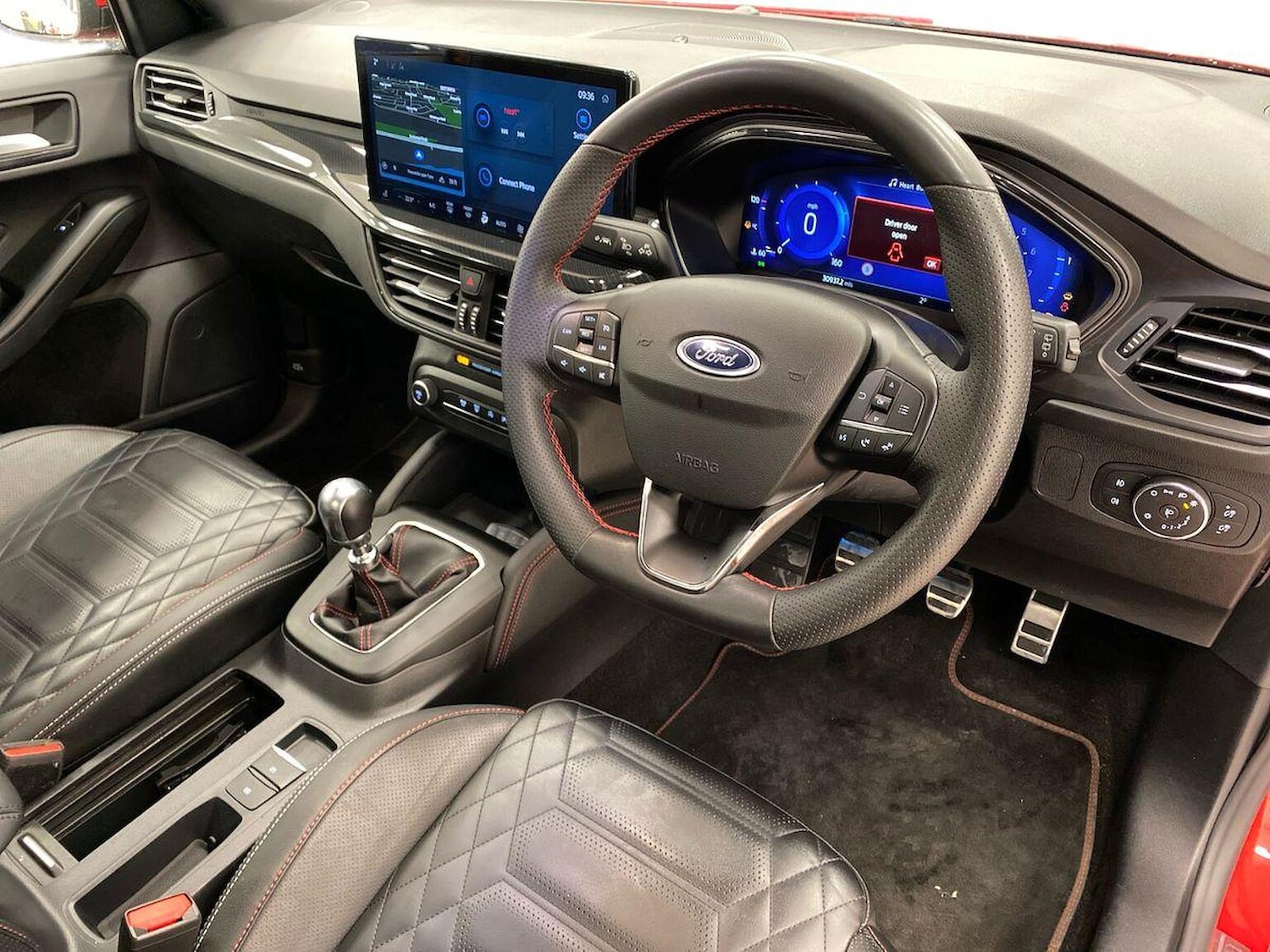 Used Ford Focus 2023 for sale - 77555327: Photo 15