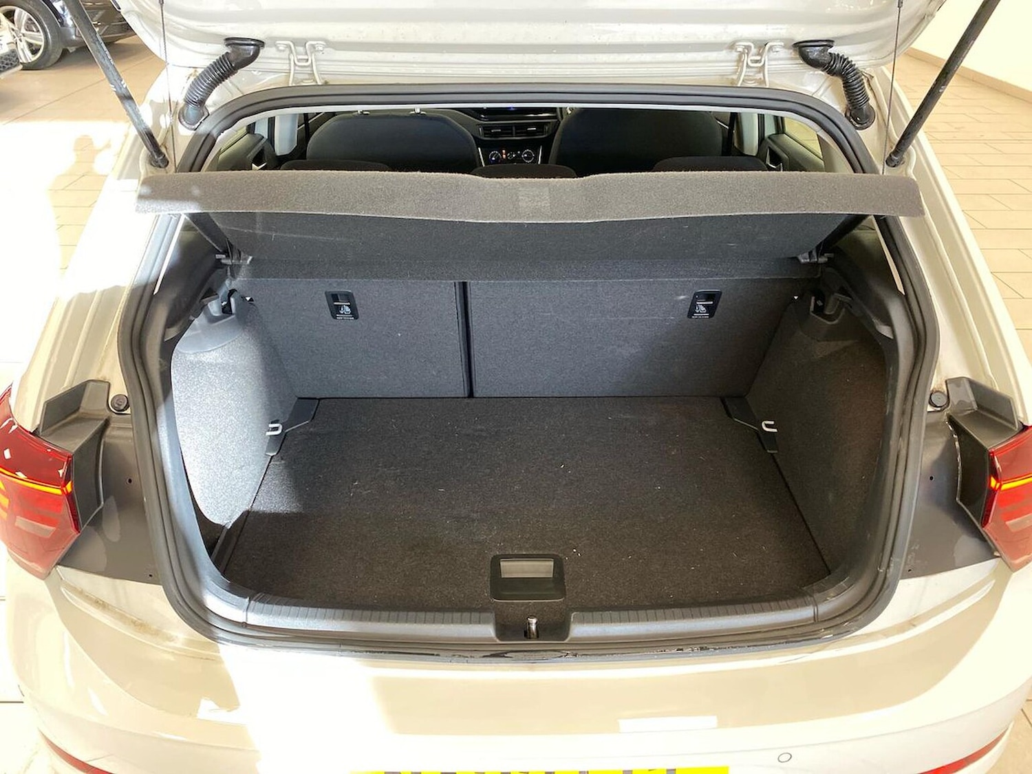 Used Volkswagen Polo 2022 for sale - 76682601: Photo 17