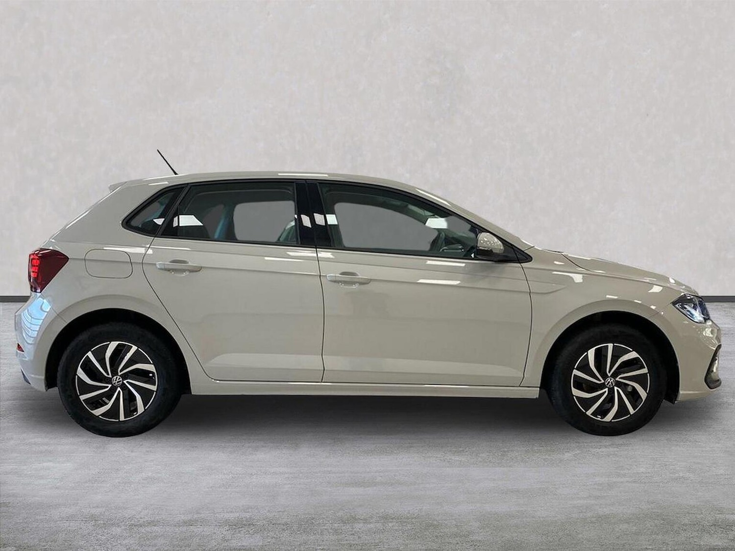 Used Volkswagen Polo 2022 for sale - 76682601: Photo 3