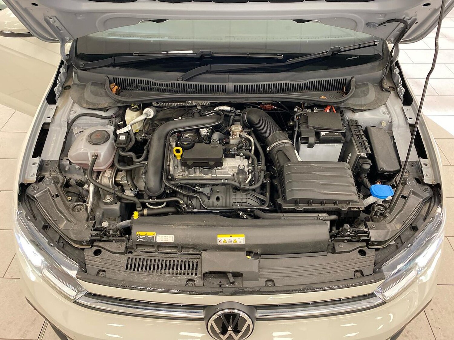 Used Volkswagen Polo 2022 for sale - 76682601: Photo 39