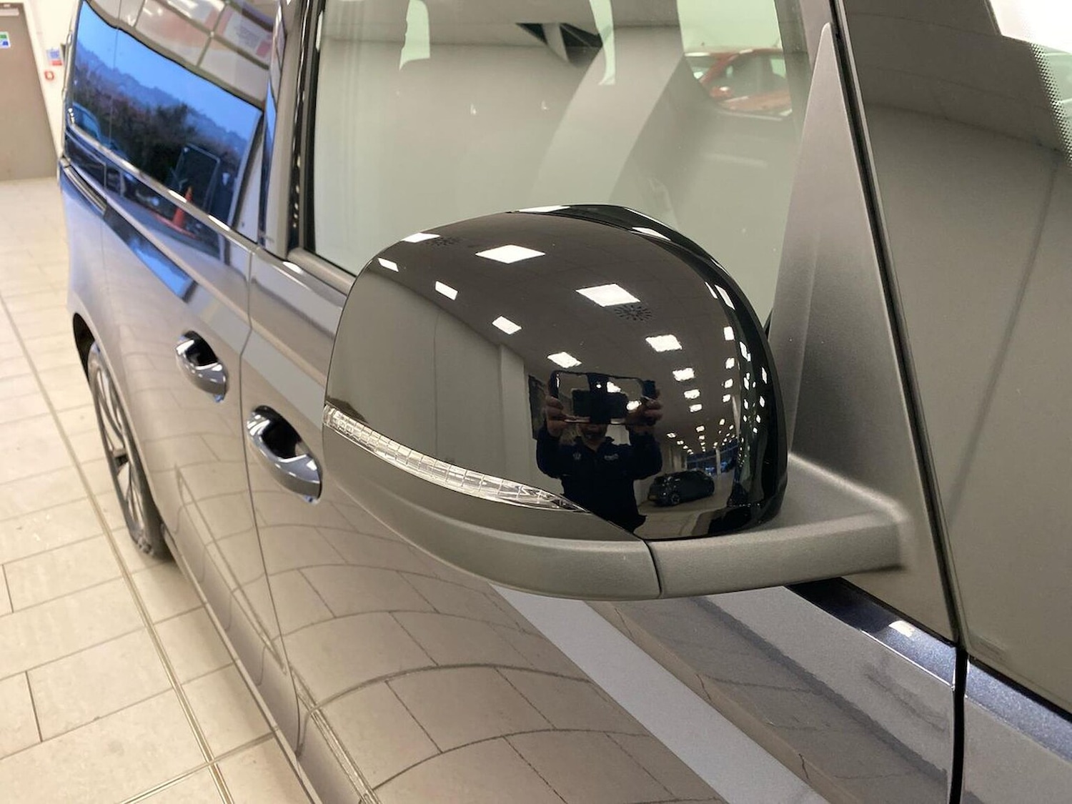 Used Volkswagen ID.Buzz 2023 for sale - 77056821: Photo 38