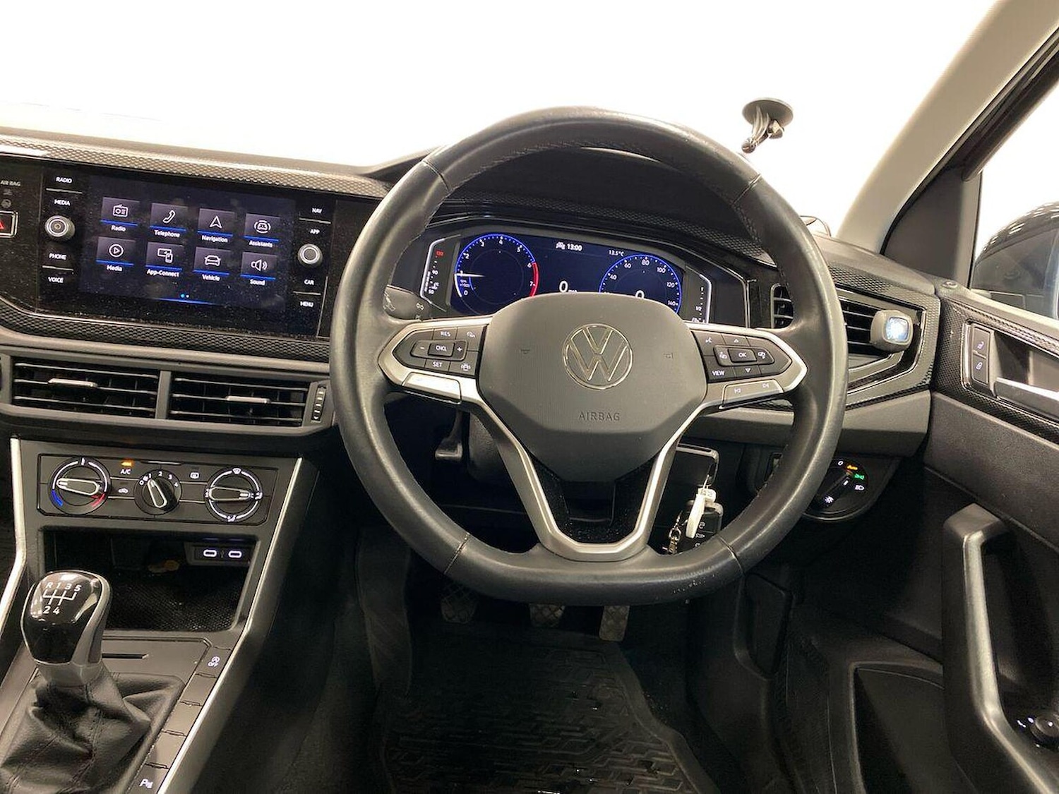 Used Volkswagen Polo 2022 for sale - 76455316: Photo 9