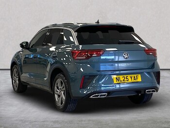 Used Volkswagen T-Roc 2025 for sale - 76040777: Photo 2