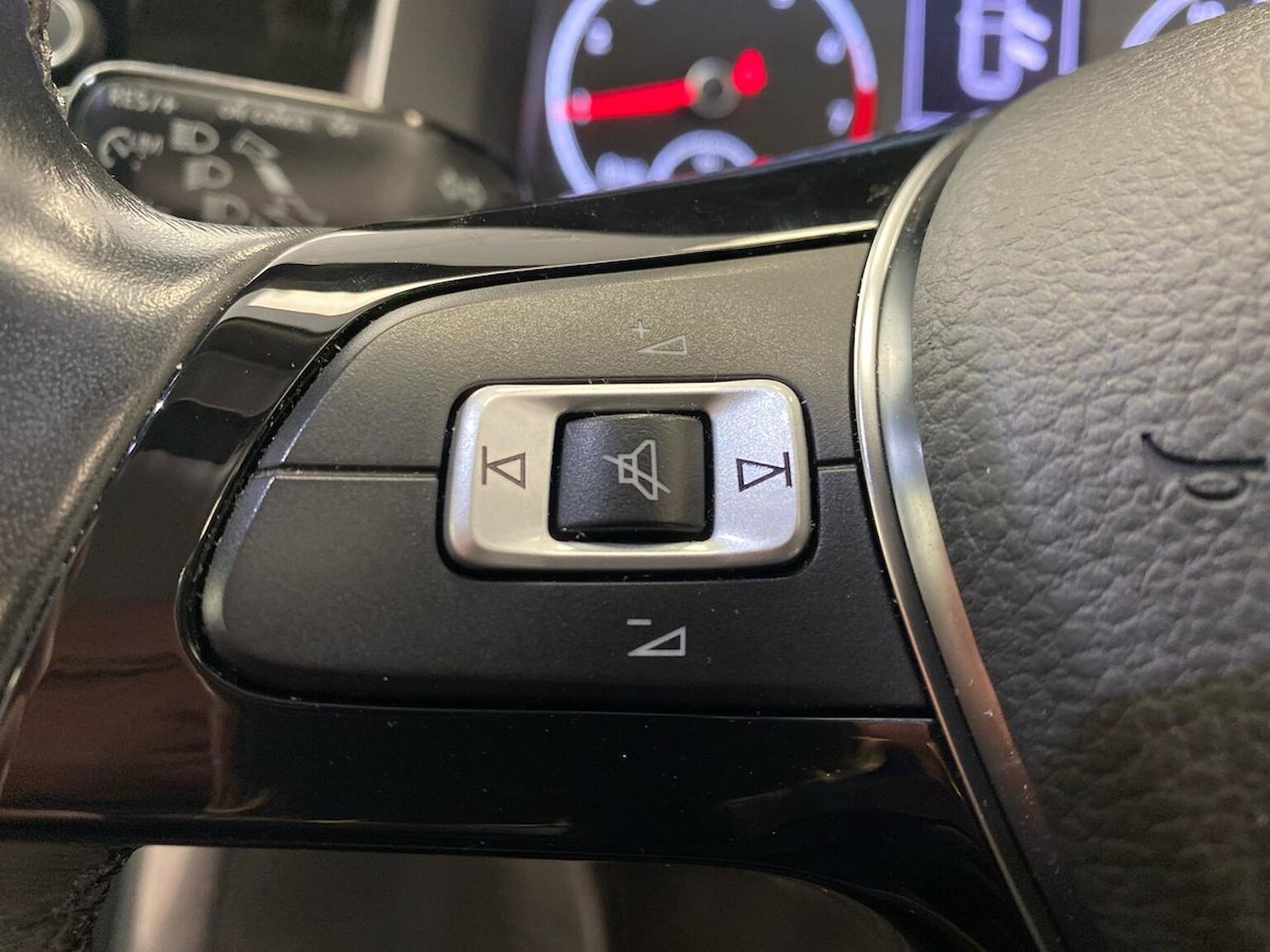 Used Volkswagen Polo 2020 for sale - 76374980: Photo 25