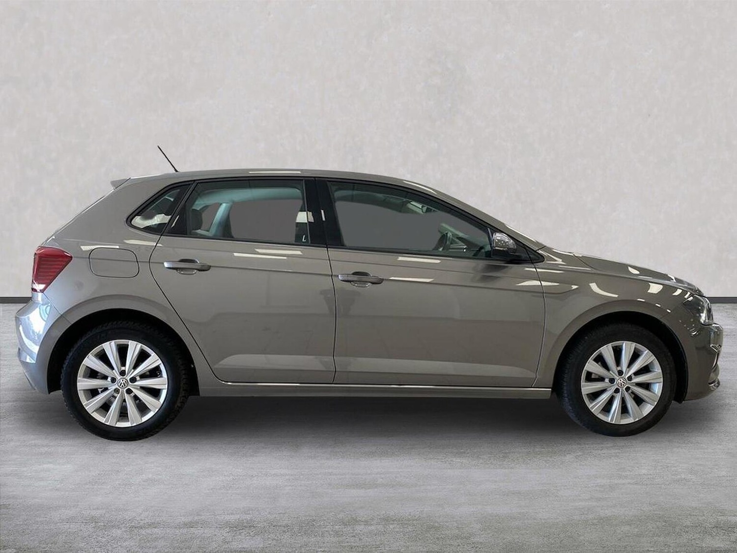 Used Volkswagen Polo 2020 for sale - 76374980: Photo 3