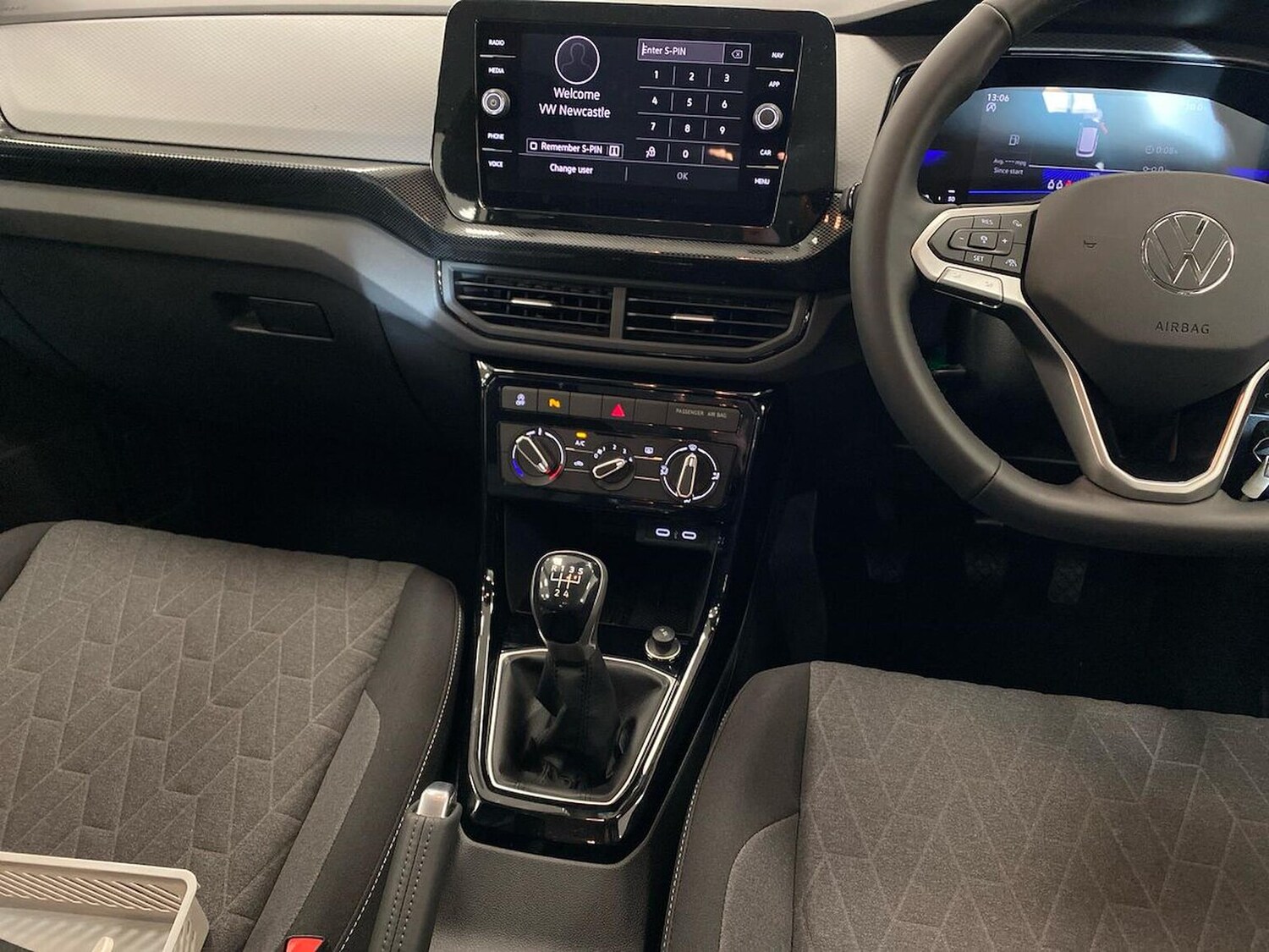 Used Volkswagen T-Cross 2025 for sale - 77487417: Photo 13