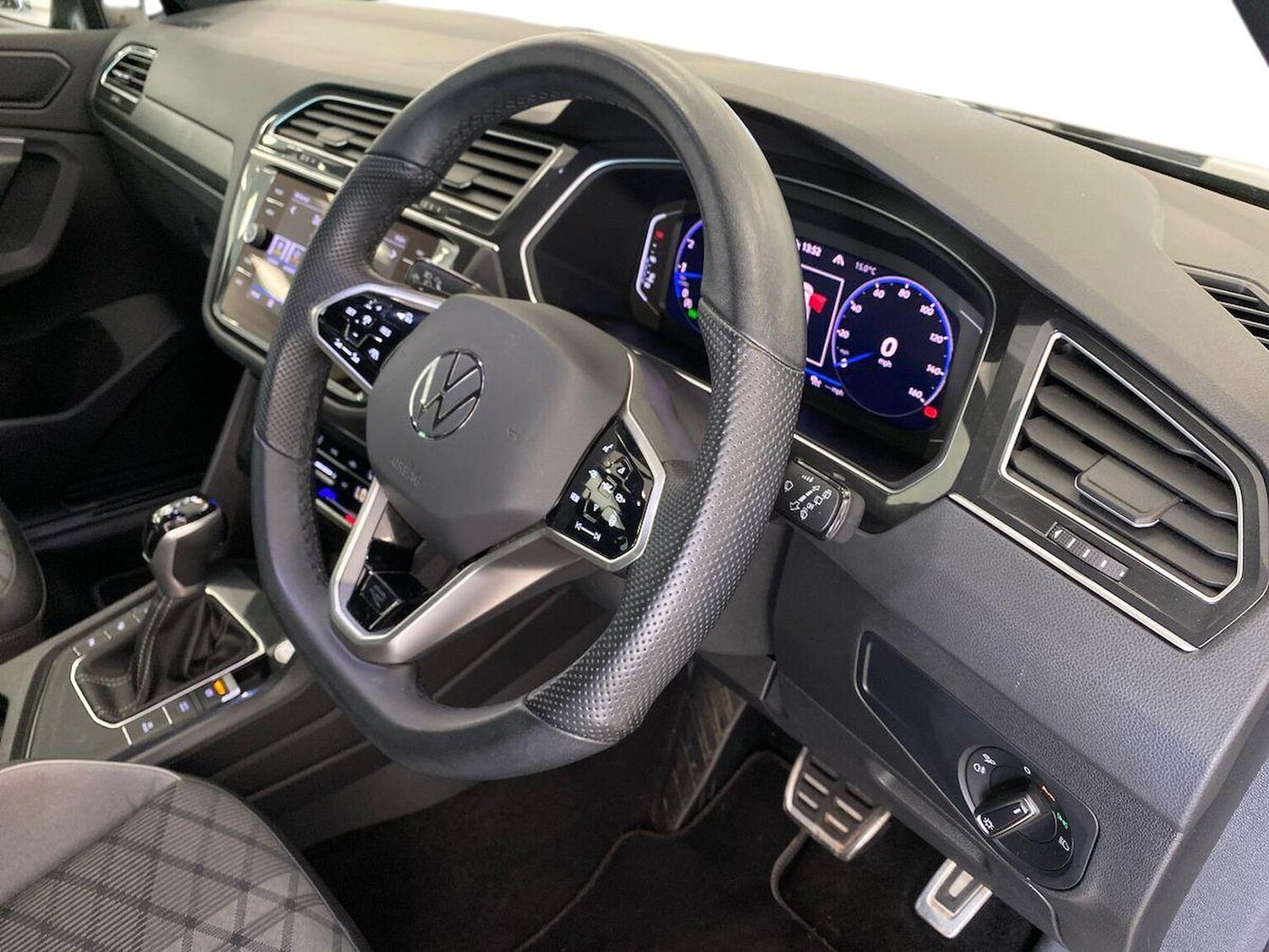 Used Volkswagen Tiguan 2023 for sale - 78194490: Photo 15