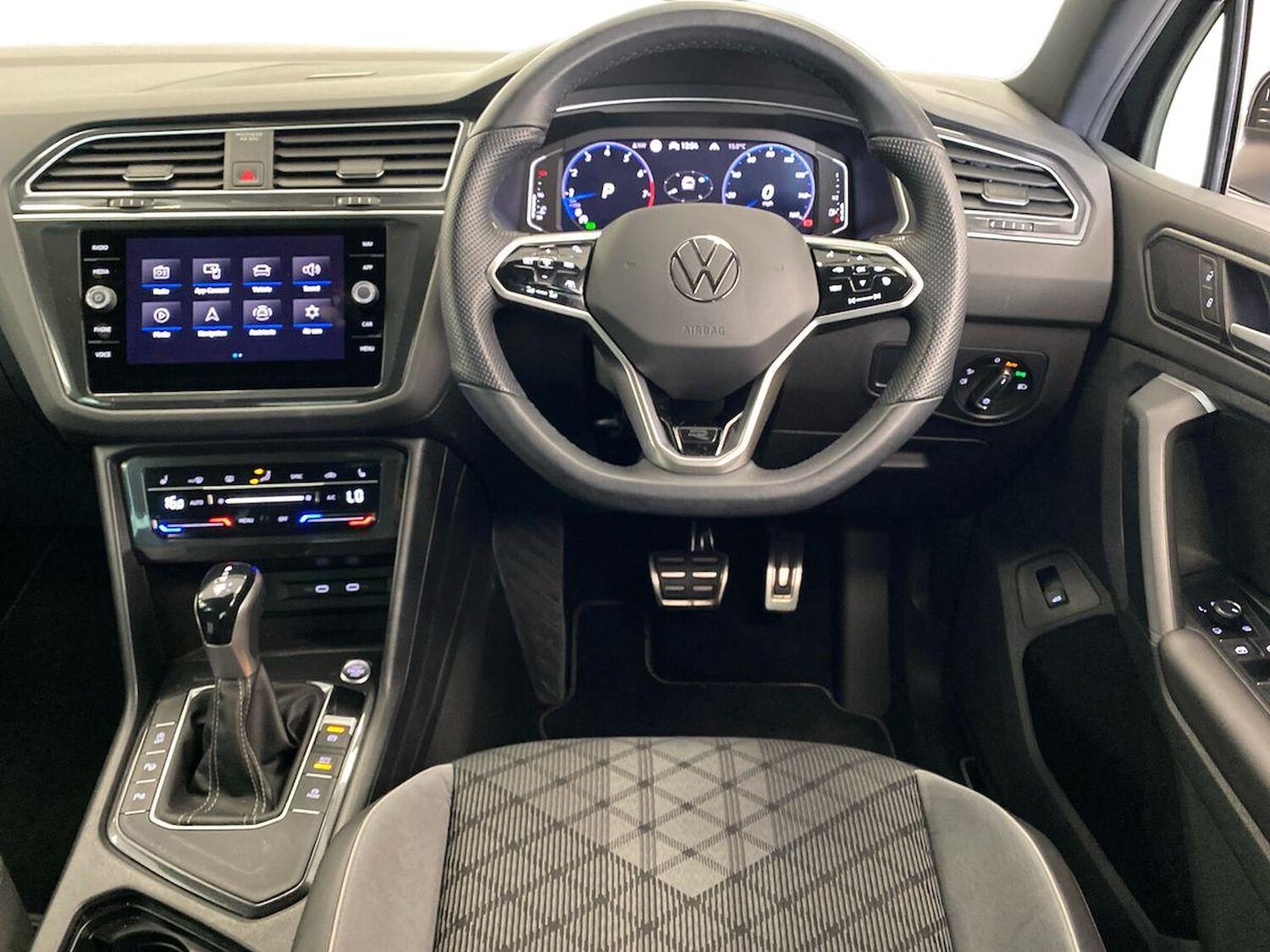 Used Volkswagen Tiguan 2023 for sale - 78194490: Photo 9