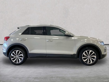Used Volkswagen T-Roc 2022 for sale - 78734958: Photo