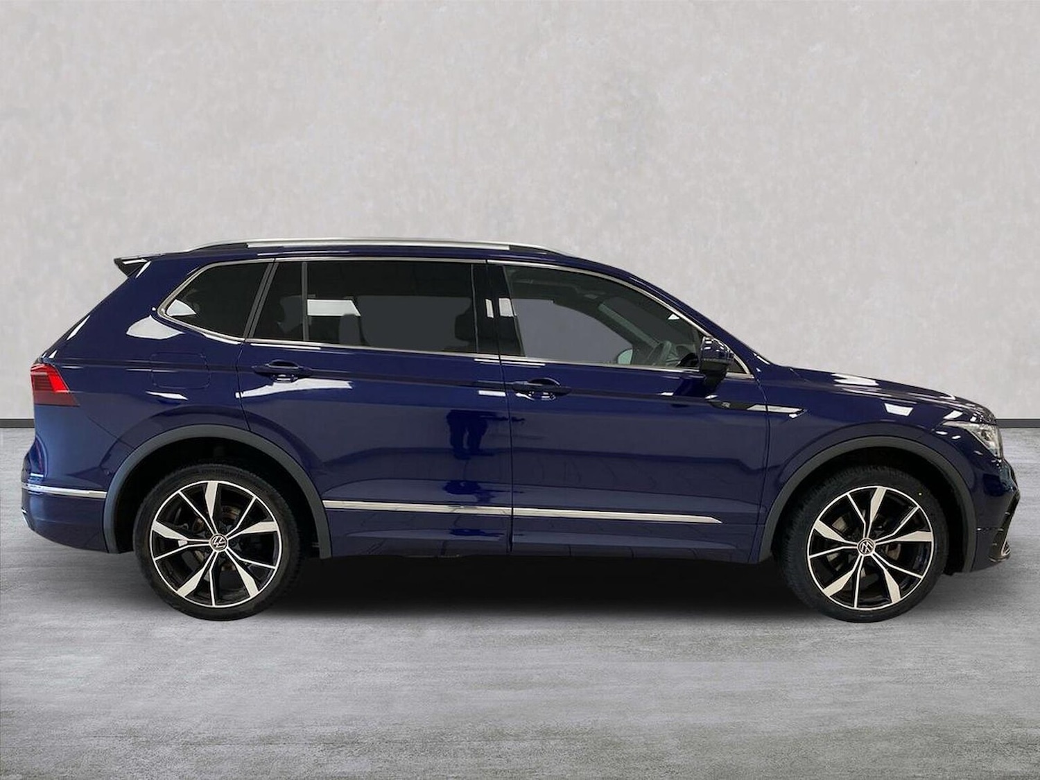Used Volkswagen Tiguan Allspace 2022 for sale - 76142963: Photo 3