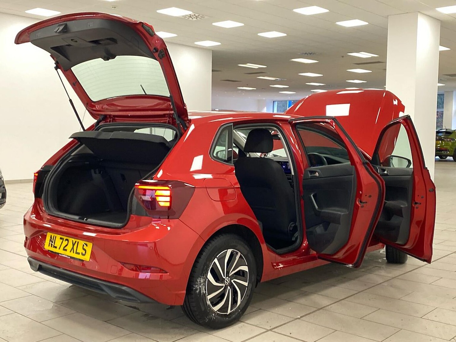 Used Volkswagen Polo 2022 for sale - 76951201: Photo 40