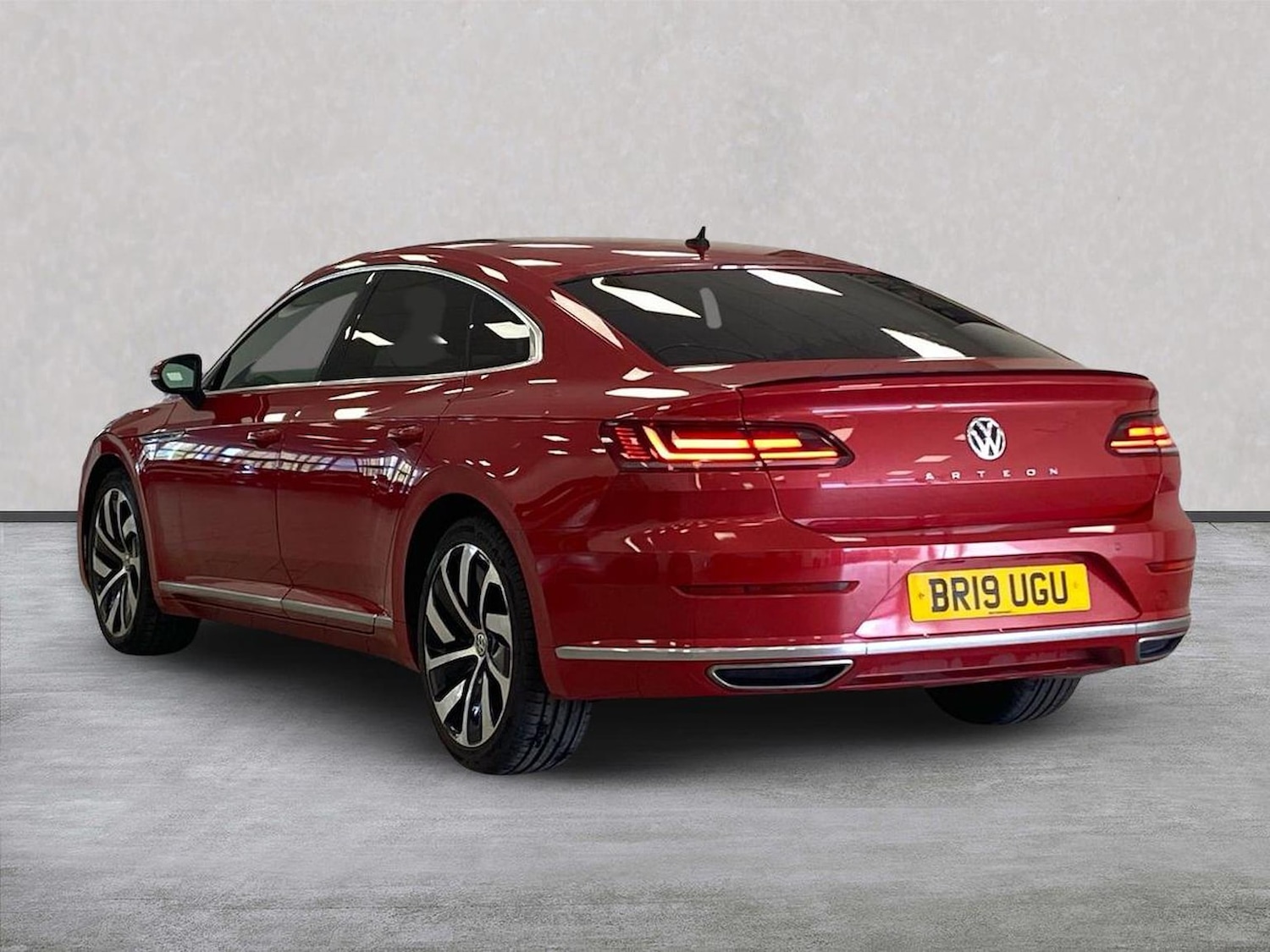 Used Volkswagen Arteon 2019 for sale - 78194559: Photo 2