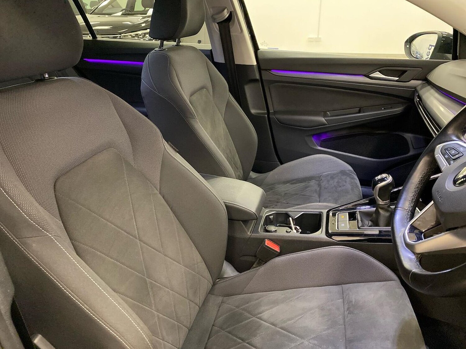 Used Volkswagen Golf 2023 for sale - 77487468: Photo 31