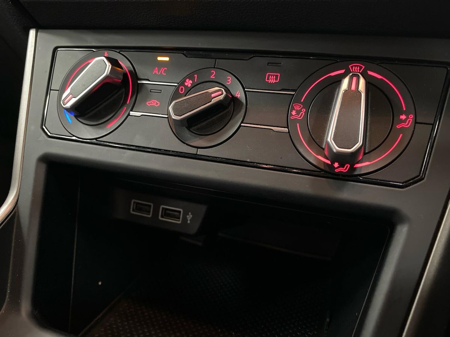 Used Volkswagen Polo 2019 for sale - 76547681: Photo 12