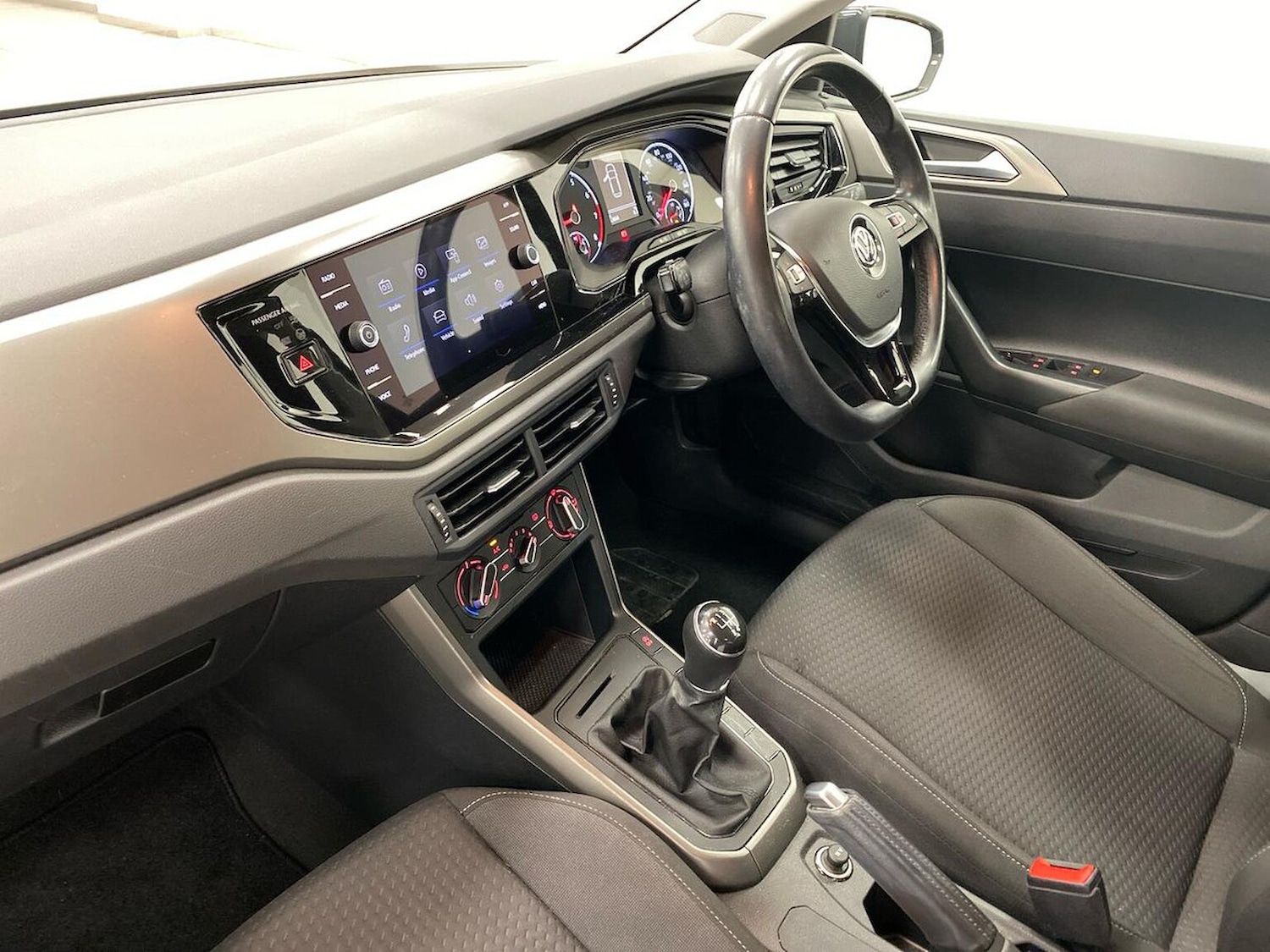 Used Volkswagen Polo 2019 for sale - 76547681: Photo 7