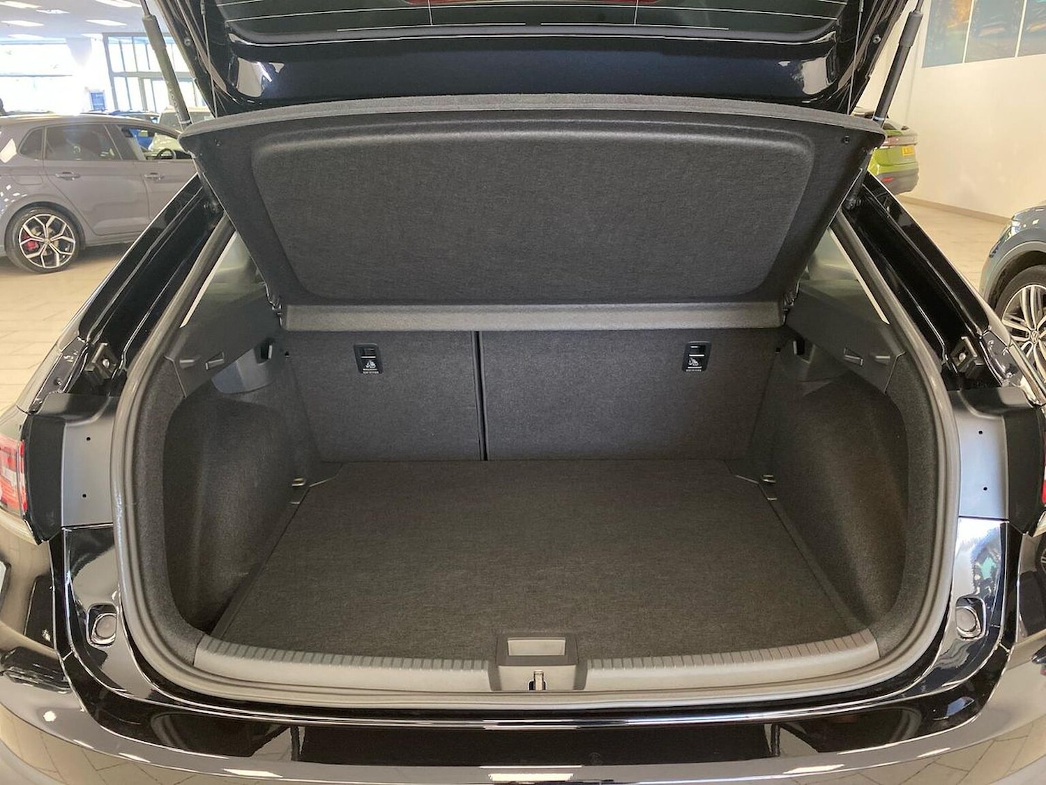 Used Volkswagen Taigo 2025 for sale - 77555338: Photo 17