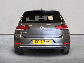 Used Volkswagen Golf 2017 for sale - 78698682: Photo