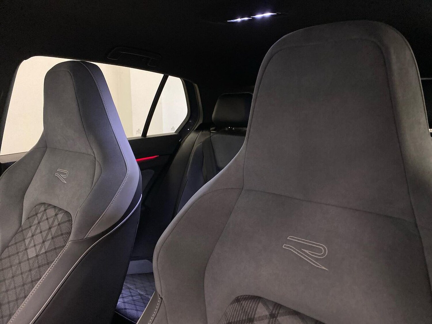 Used Volkswagen Golf 2021 for sale - 76212056: Photo 29