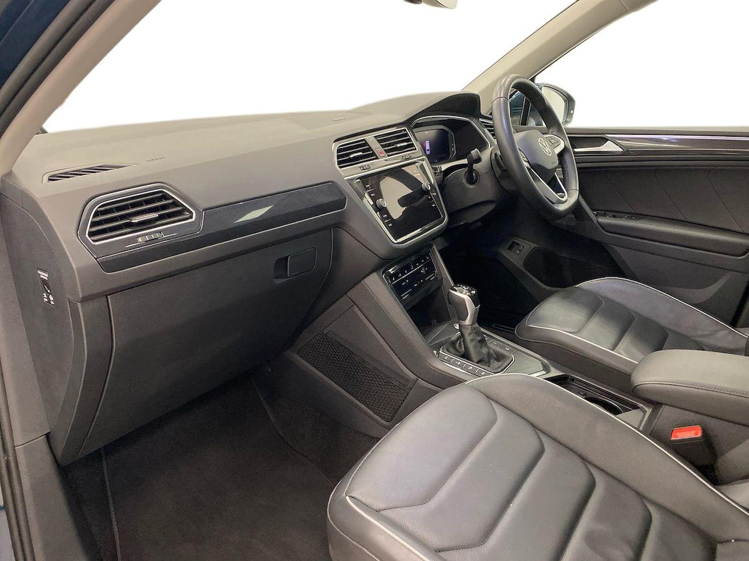 Used Volkswagen Tiguan 2023 for sale - 76347053: Photo 7
