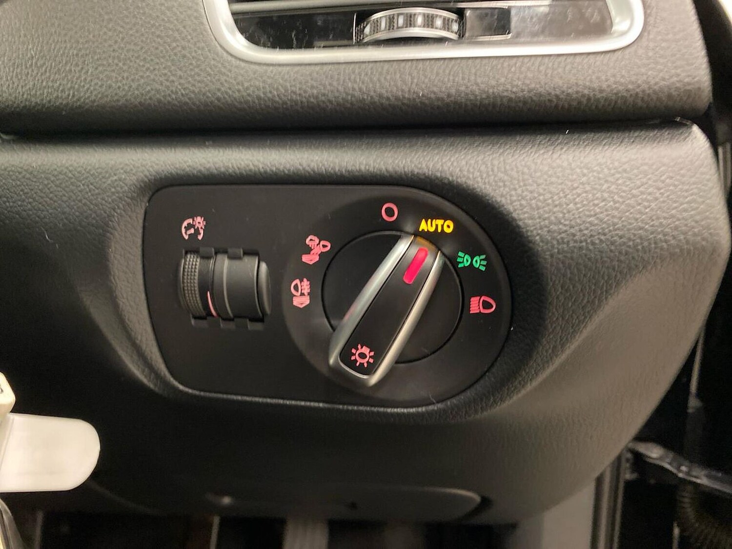 Used Audi Q3 2018 for sale - 77802149: Photo 22