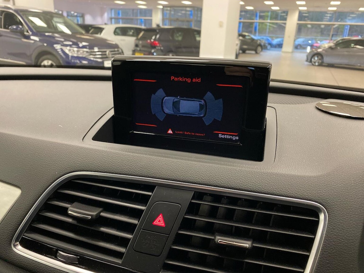 Used Audi Q3 2018 for sale - 77802149: Photo 23