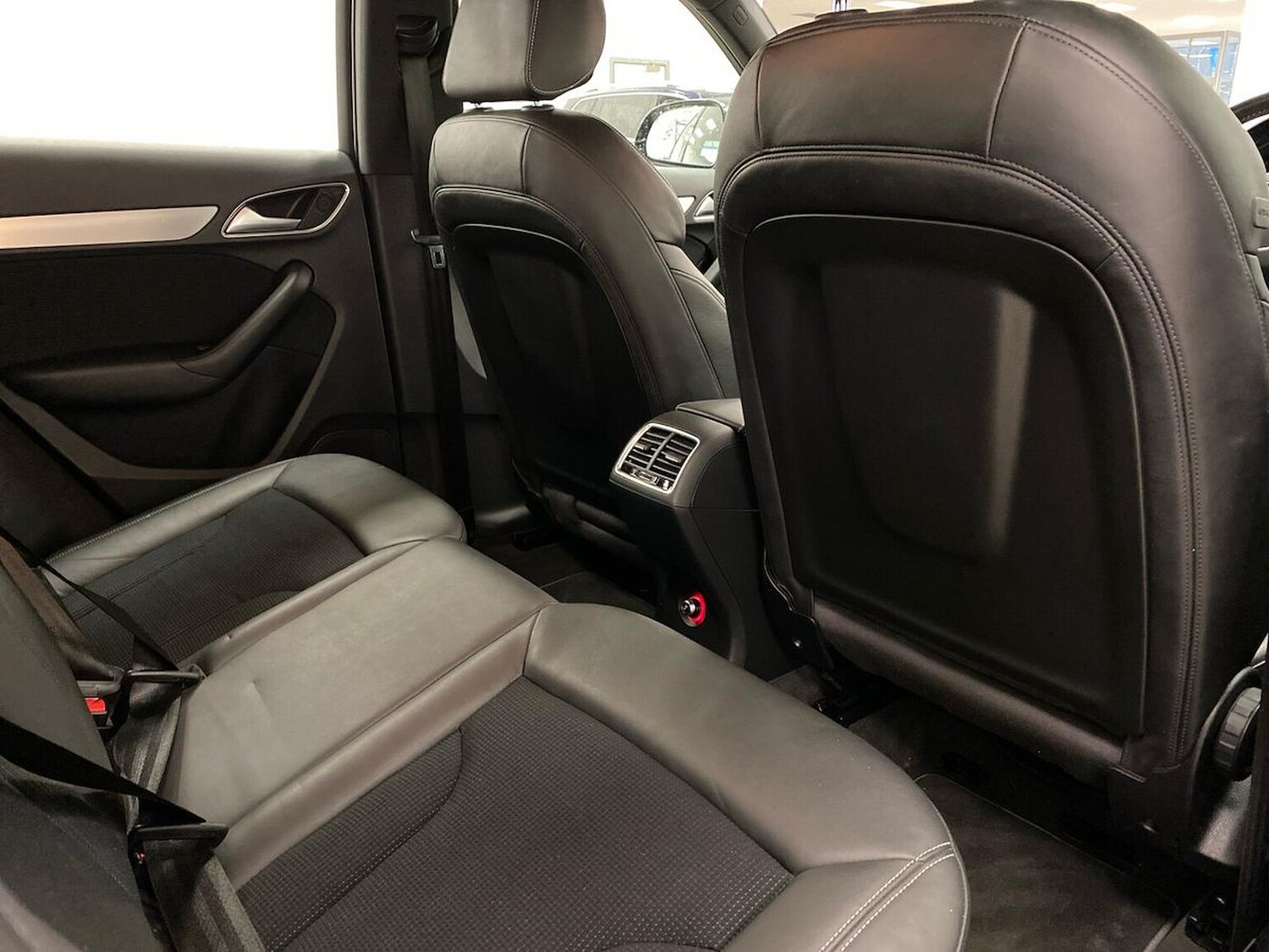 Used Audi Q3 2018 for sale - 77802149: Photo 37