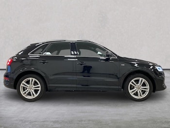 Used Audi Q3 2018 for sale - 77802149: Photo