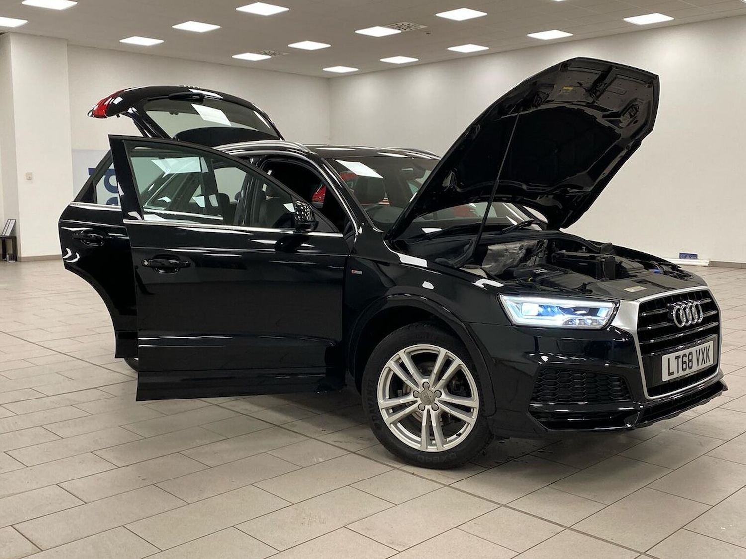 Used Audi Q3 2018 for sale - 77802149: Photo 40