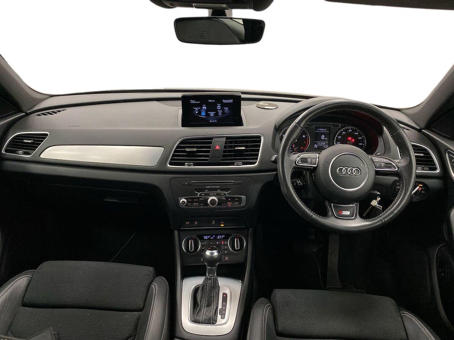 Used Audi Q3 2018 for sale - 77802149: Photo 8