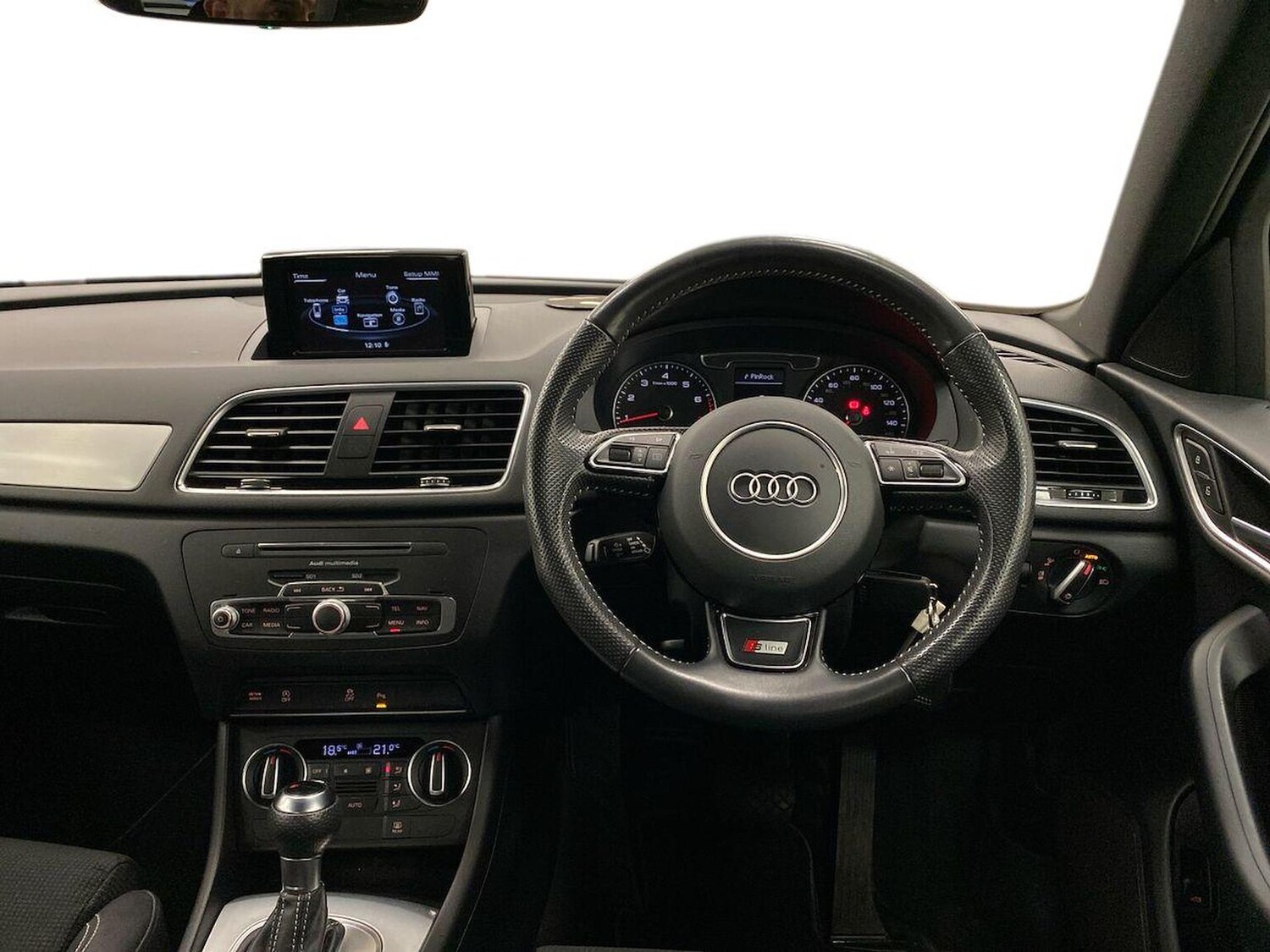 Used Audi Q3 2018 for sale - 77802149: Photo 9