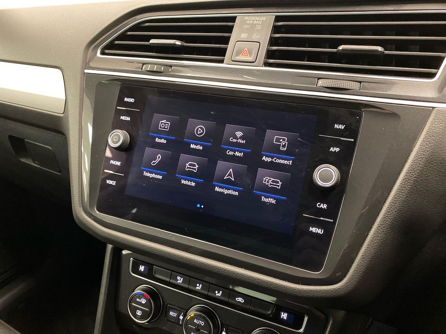 Used Volkswagen Tiguan 2018 for sale - 76719409: Photo 11