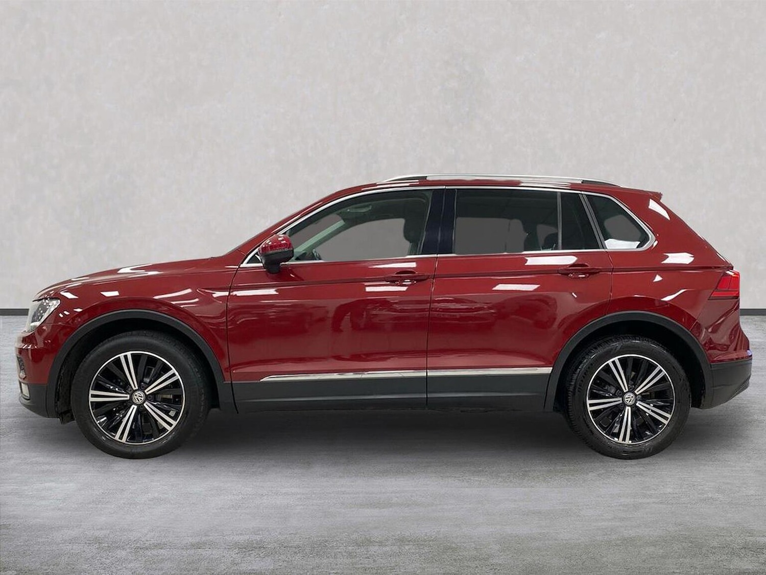 Used Volkswagen Tiguan 2018 for sale - 76719409: Photo 19