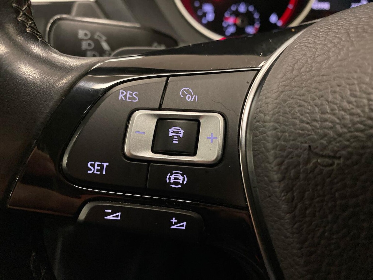 Used Volkswagen Tiguan 2018 for sale - 76719409: Photo 27