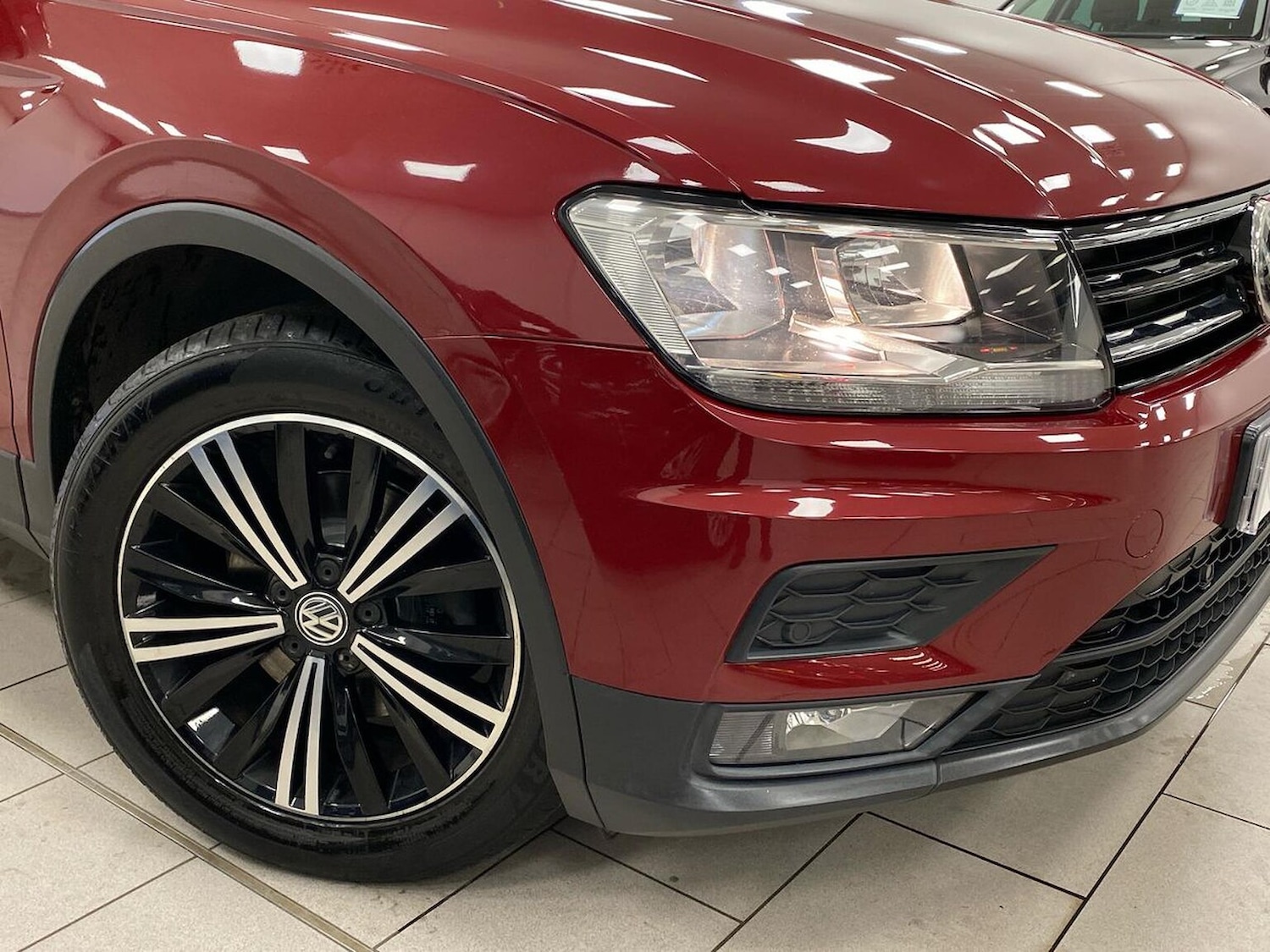 Used Volkswagen Tiguan 2018 for sale - 76719409: Photo 30