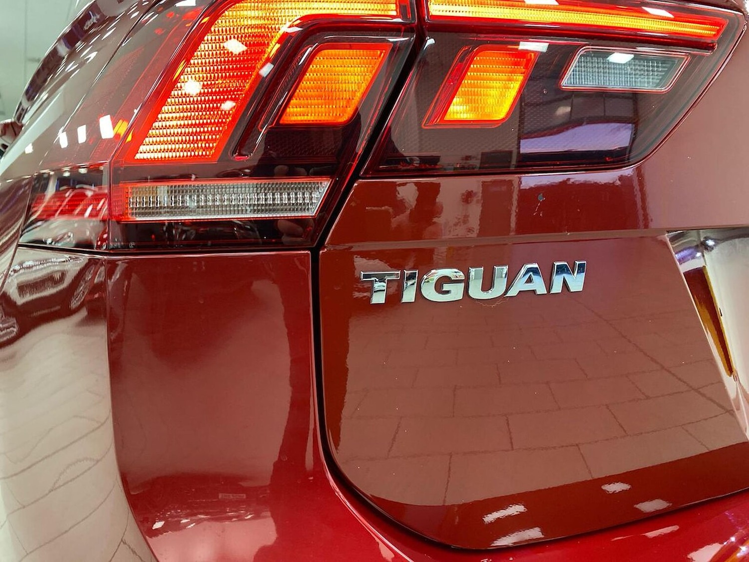 Used Volkswagen Tiguan 2018 for sale - 76719409: Photo 35