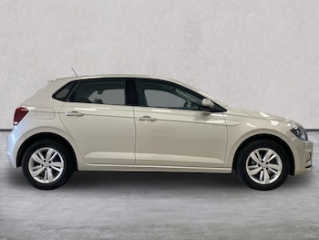 Used Volkswagen Polo 2019 for sale - 79205766: Photo