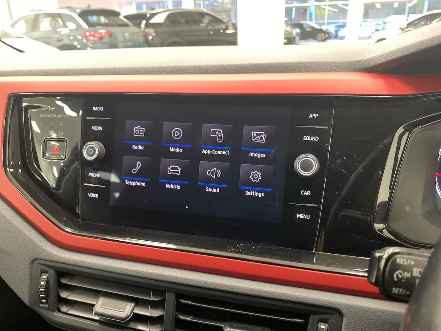 Used Volkswagen Polo 2018 for sale - 76777336: Photo 11