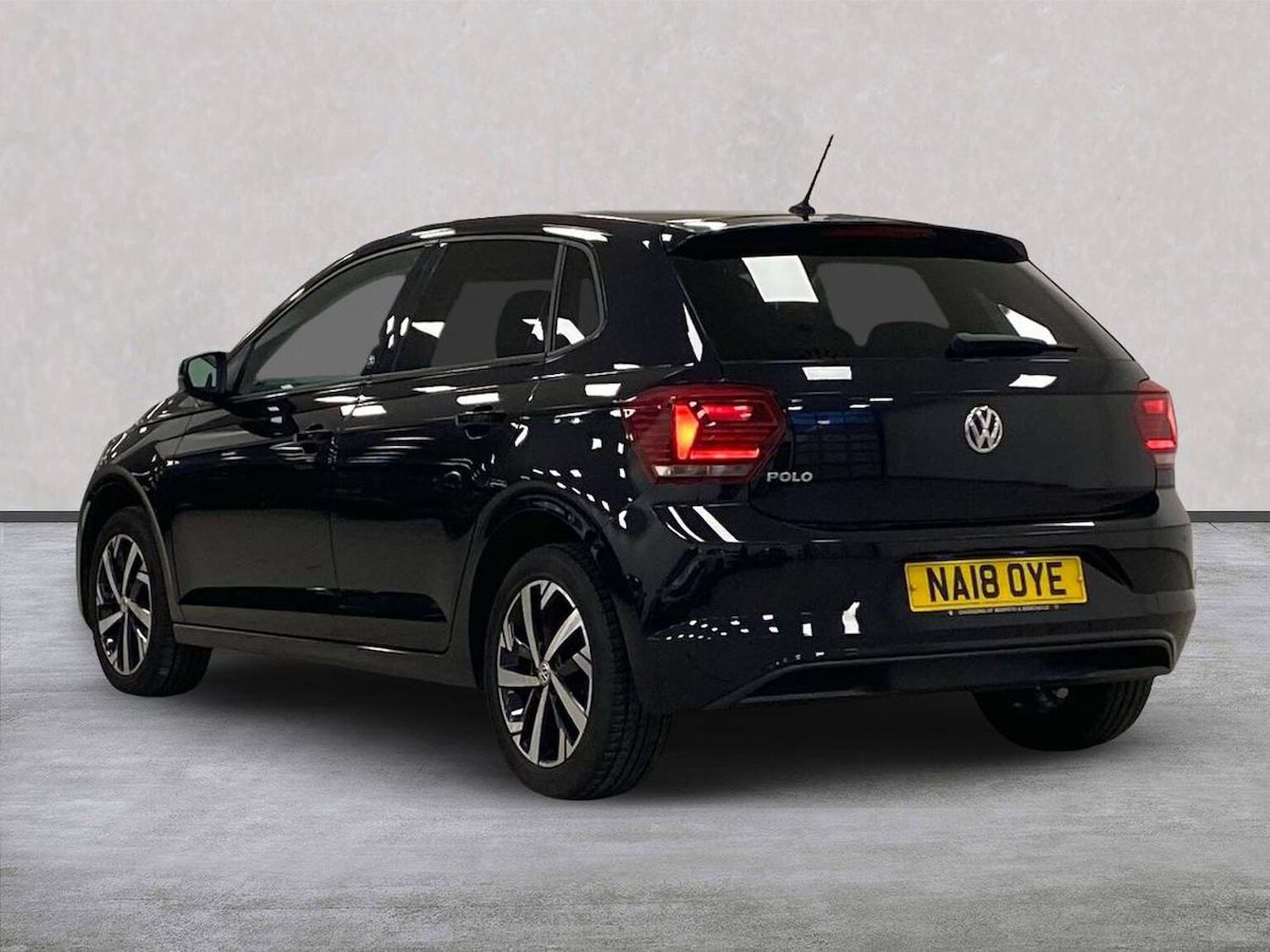 Used Volkswagen Polo 2018 for sale - 76777336: Photo 2