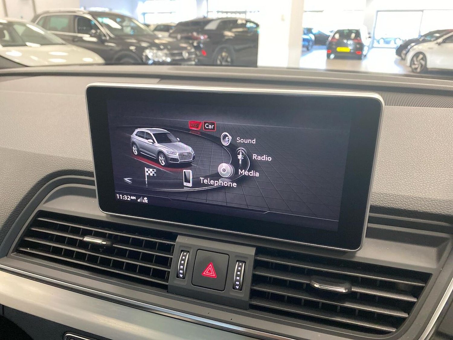 Used Audi Q5 2017 for sale - 76605546: Photo 11