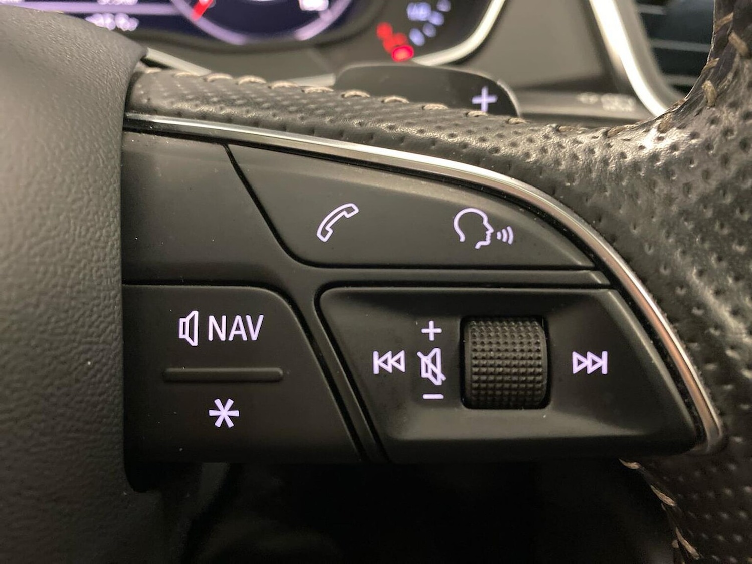 Used Audi Q5 2017 for sale - 76605546: Photo 26