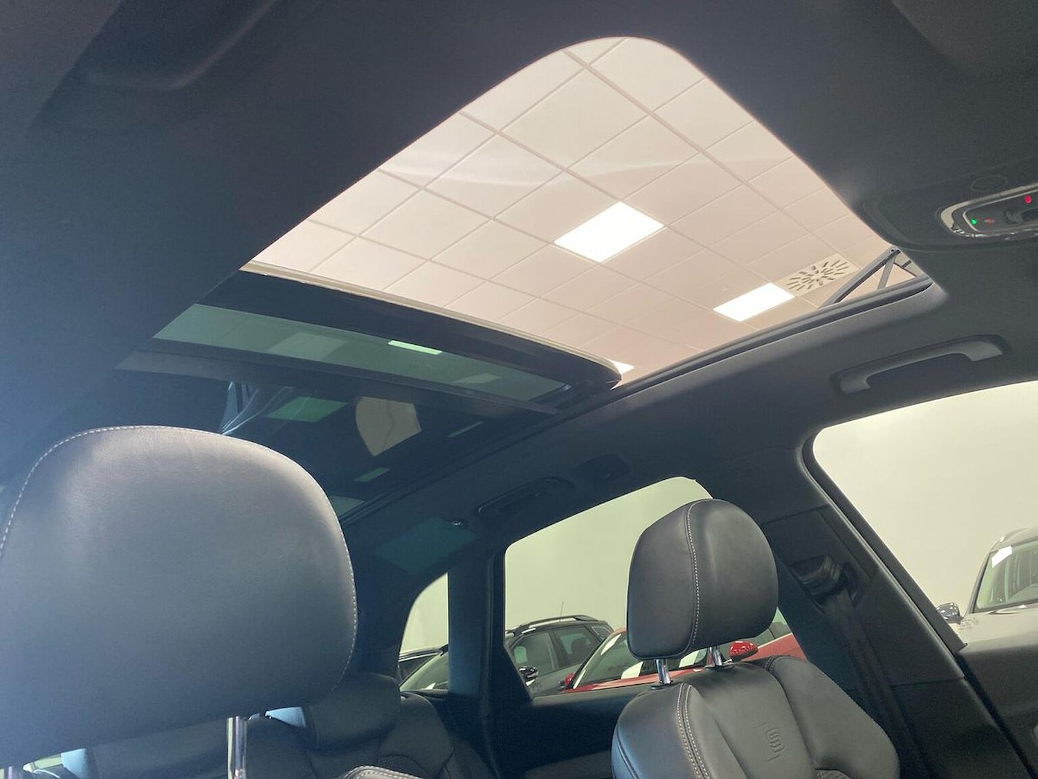 Used Audi Q5 2017 for sale - 76605546: Photo 32