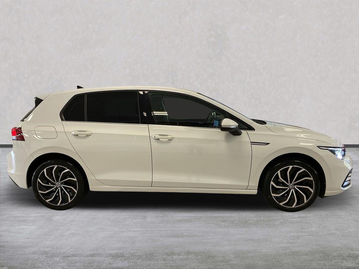 Used Volkswagen Golf 2023 for sale - 76082556: Photo 3
