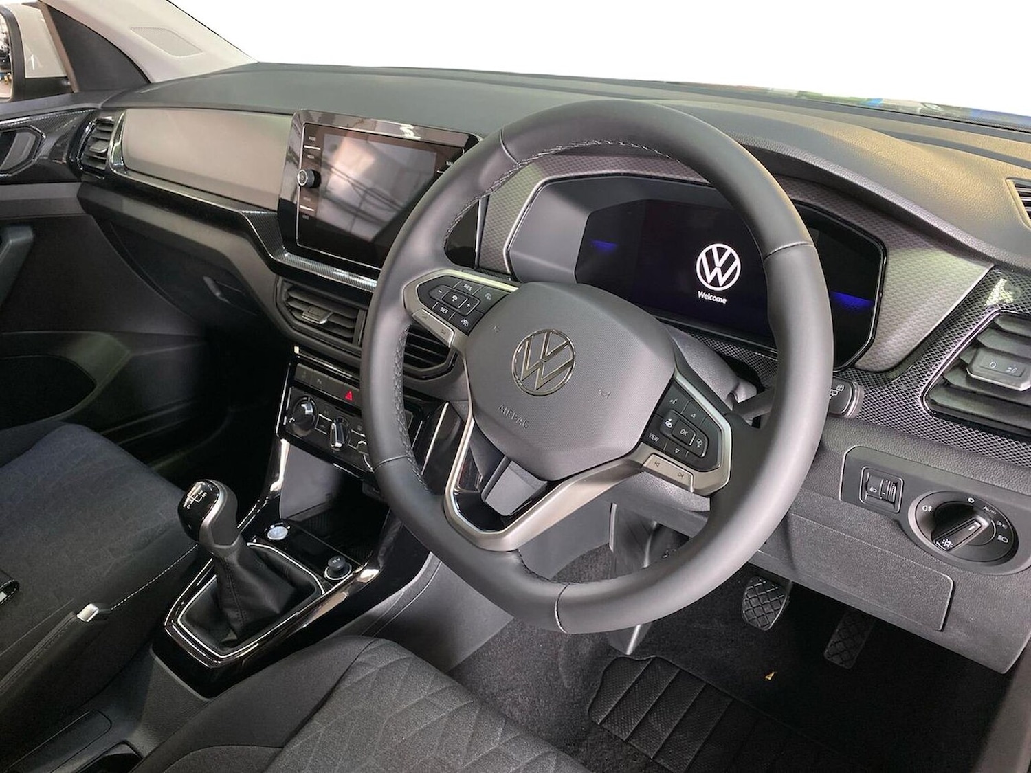 Used Volkswagen T-Cross 2025 for sale - 76693450: Photo 15
