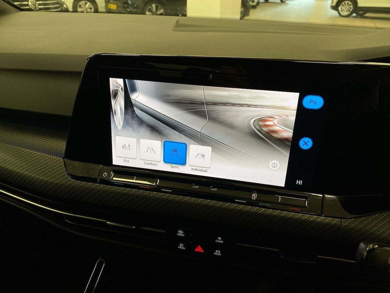 Used Volkswagen Golf 2023 for sale - 77896234: Photo 25