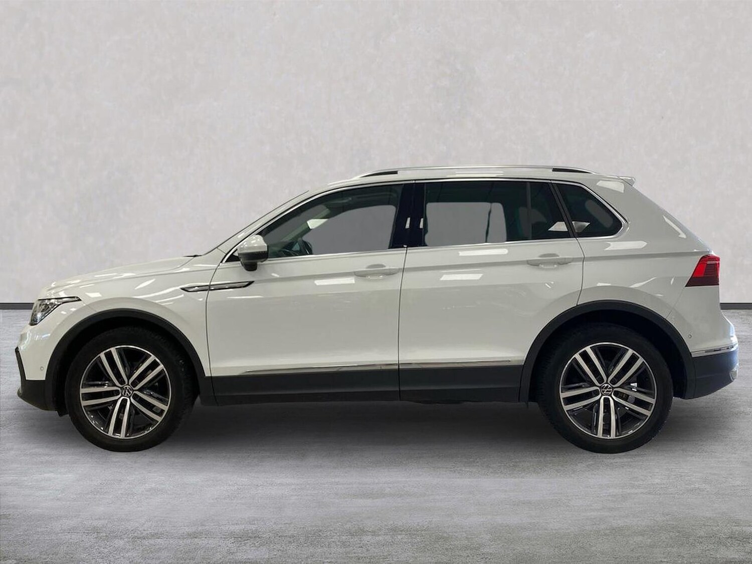 Used Volkswagen Tiguan 2023 for sale - 78194418: Photo 19