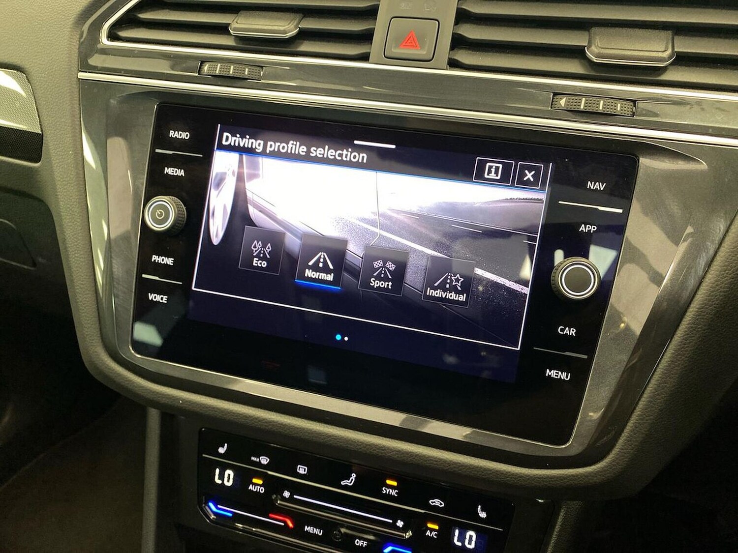 Used Volkswagen Tiguan 2023 for sale - 78194418: Photo 25