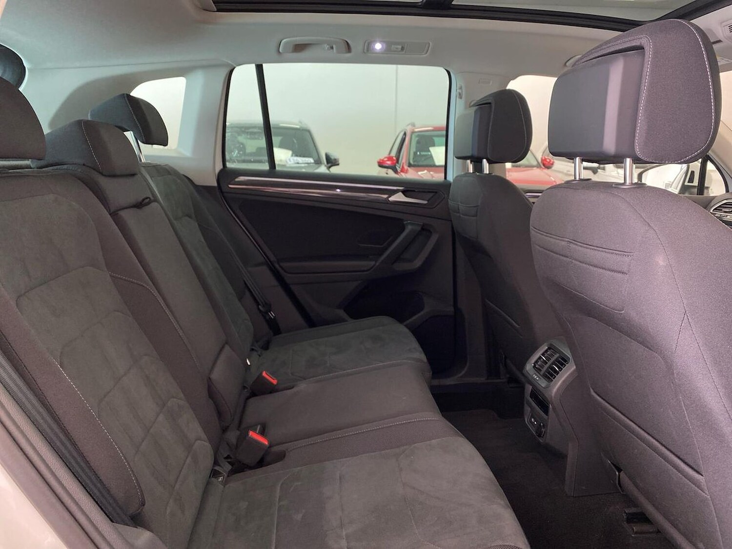 Used Volkswagen Tiguan 2023 for sale - 78194418: Photo 37