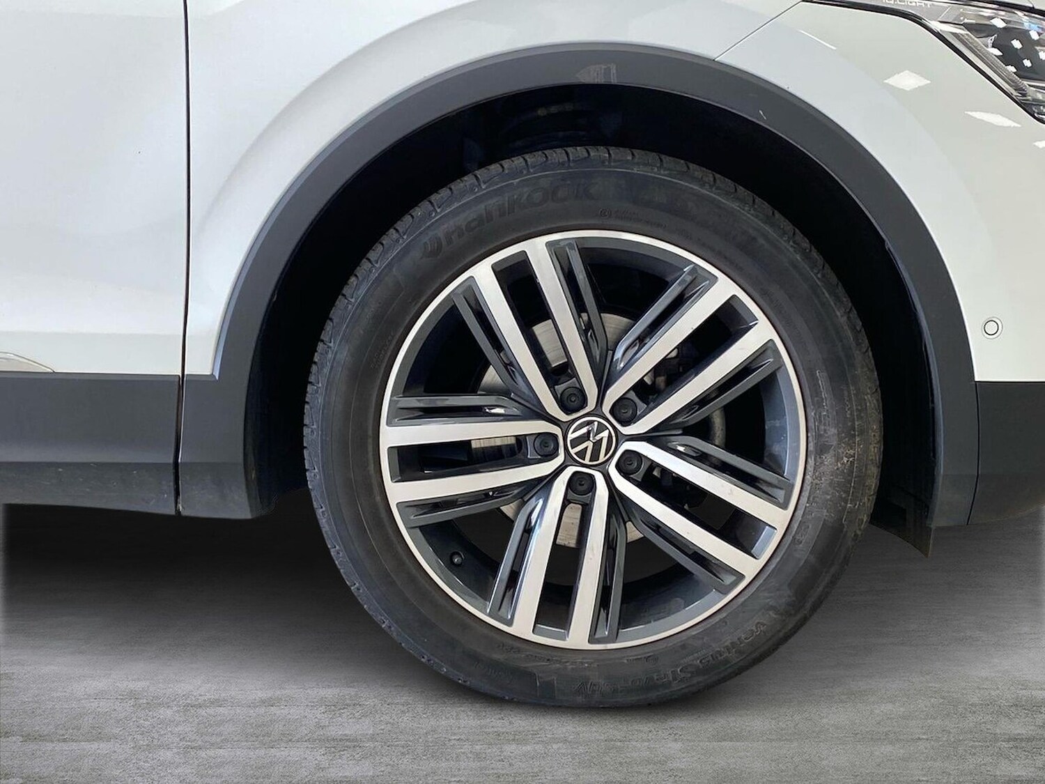 Used Volkswagen Tiguan 2023 for sale - 78194418: Photo 6