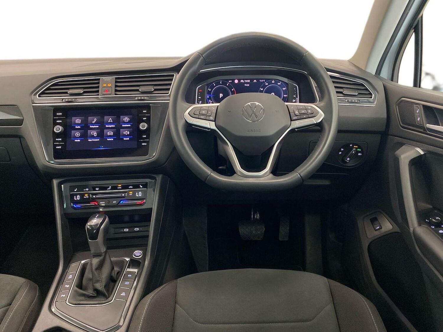 Used Volkswagen Tiguan 2023 for sale - 78194418: Photo 9